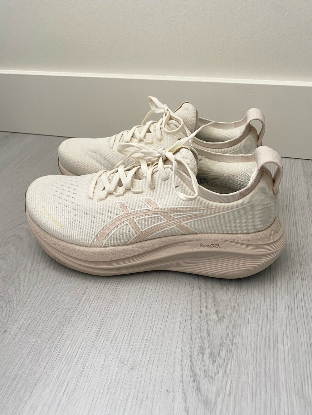 ASICS Gel Nimbus 27 Running Shoes Cream Desert Khaki Size 8.5 Women's